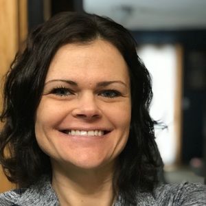 Meet your Posher, Courtney